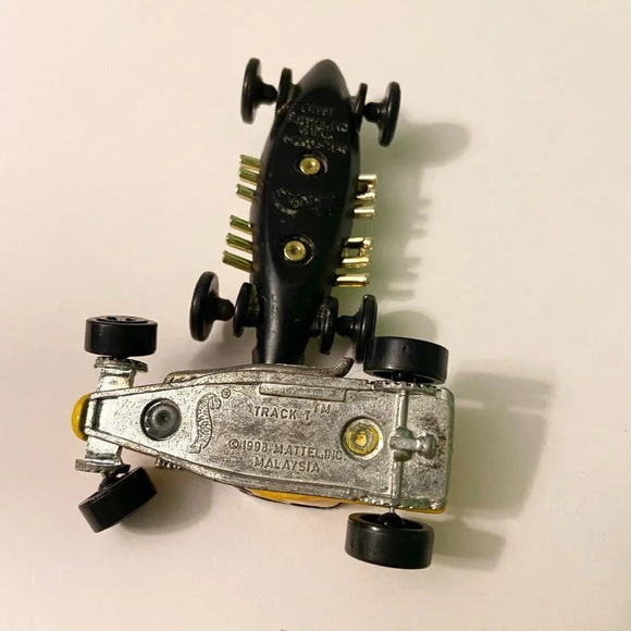 Vintage  Hot Wheels Track T Road Rocket Corvette Splitting Image Saucey Sanders - Picture 3 of 12